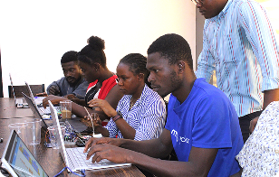 Educator Training in Robotics & STEAM